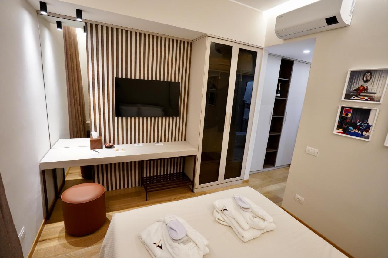 Arbiter Suite Milano Bagian luar foto