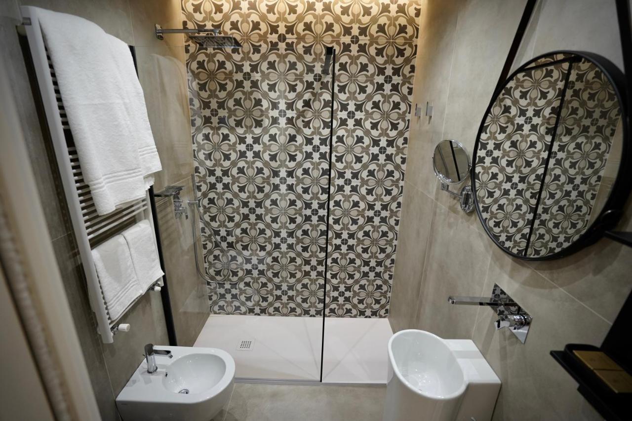 Arbiter Suite Milano Bagian luar foto